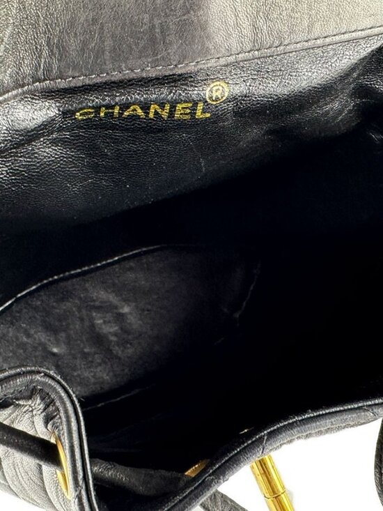 CHANEL Matelasse Backpack Black/Gold Leather/Metal - main image 11
